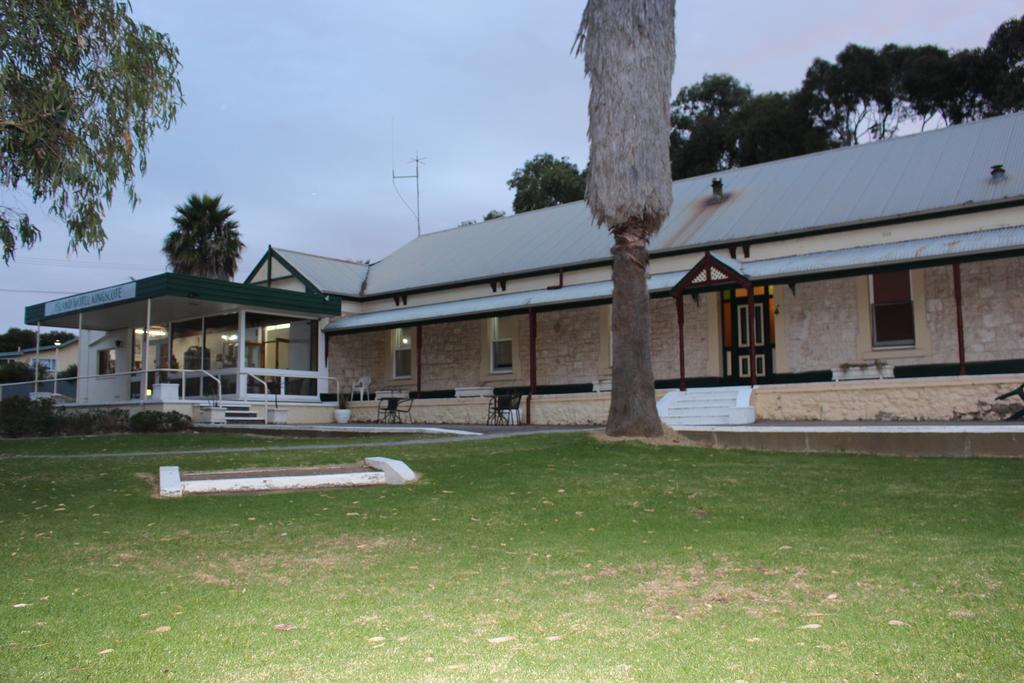 Island Motel Kingscote Exterior foto